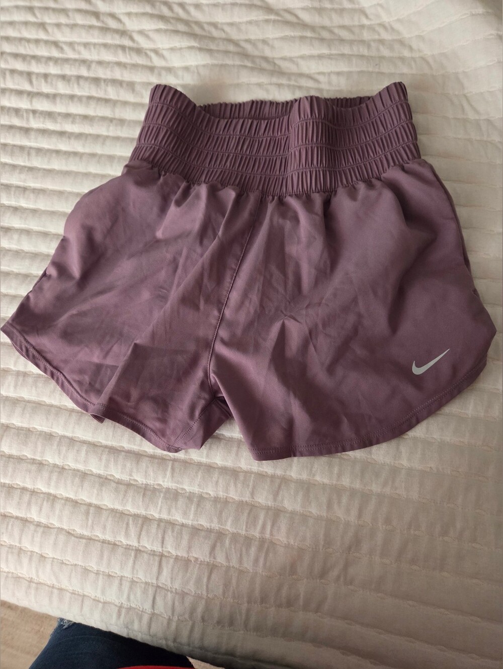 Nike Women's Dusty Mauve Elastic-Waist Running Shorts